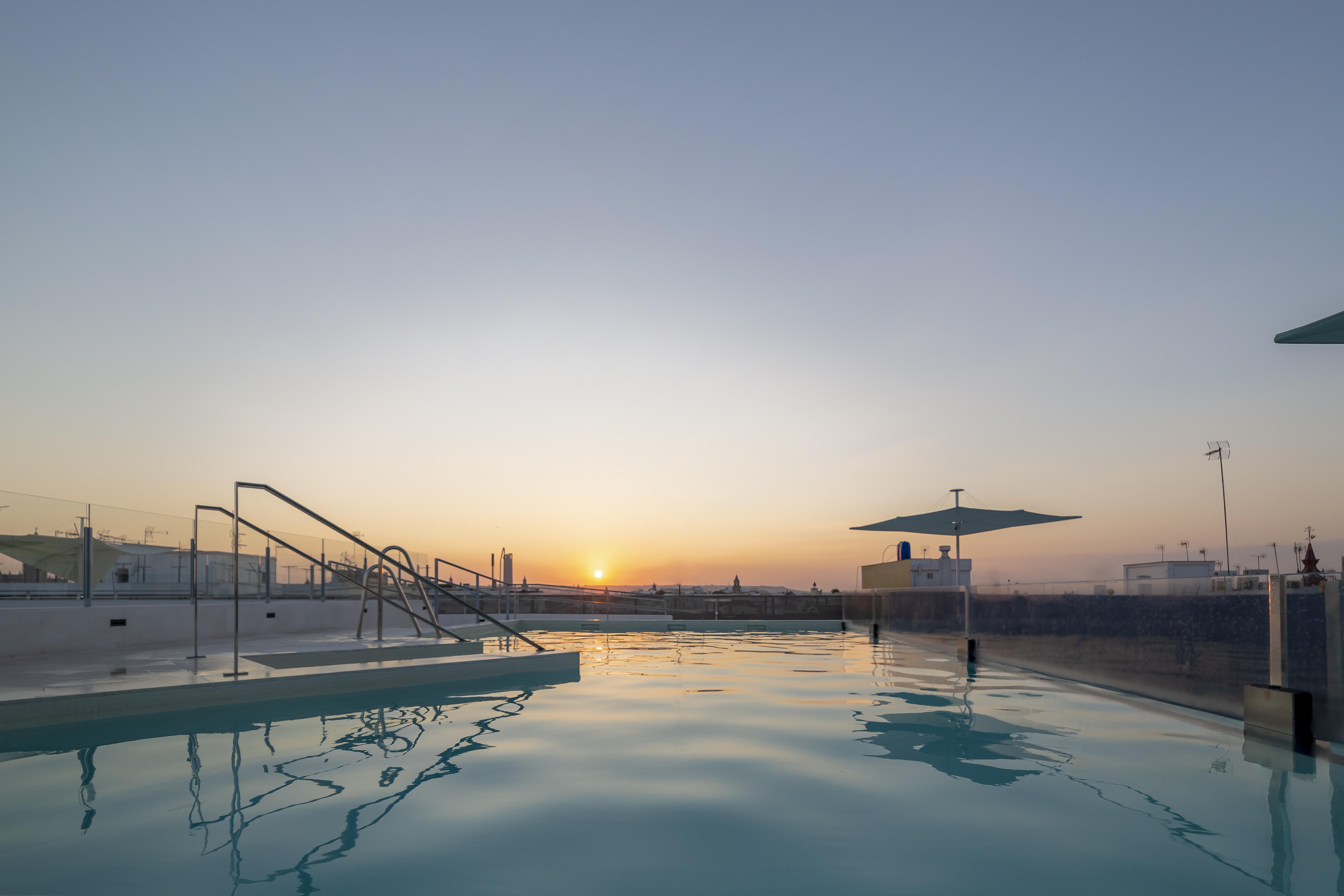 Hotel Macia Sevilla Kubb — Photos 3